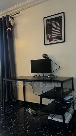 HDFwood + Metal Workstation