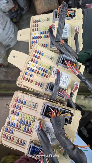 2012 to 2017 Hyundai Santa Fe Dashboard Fuse Box