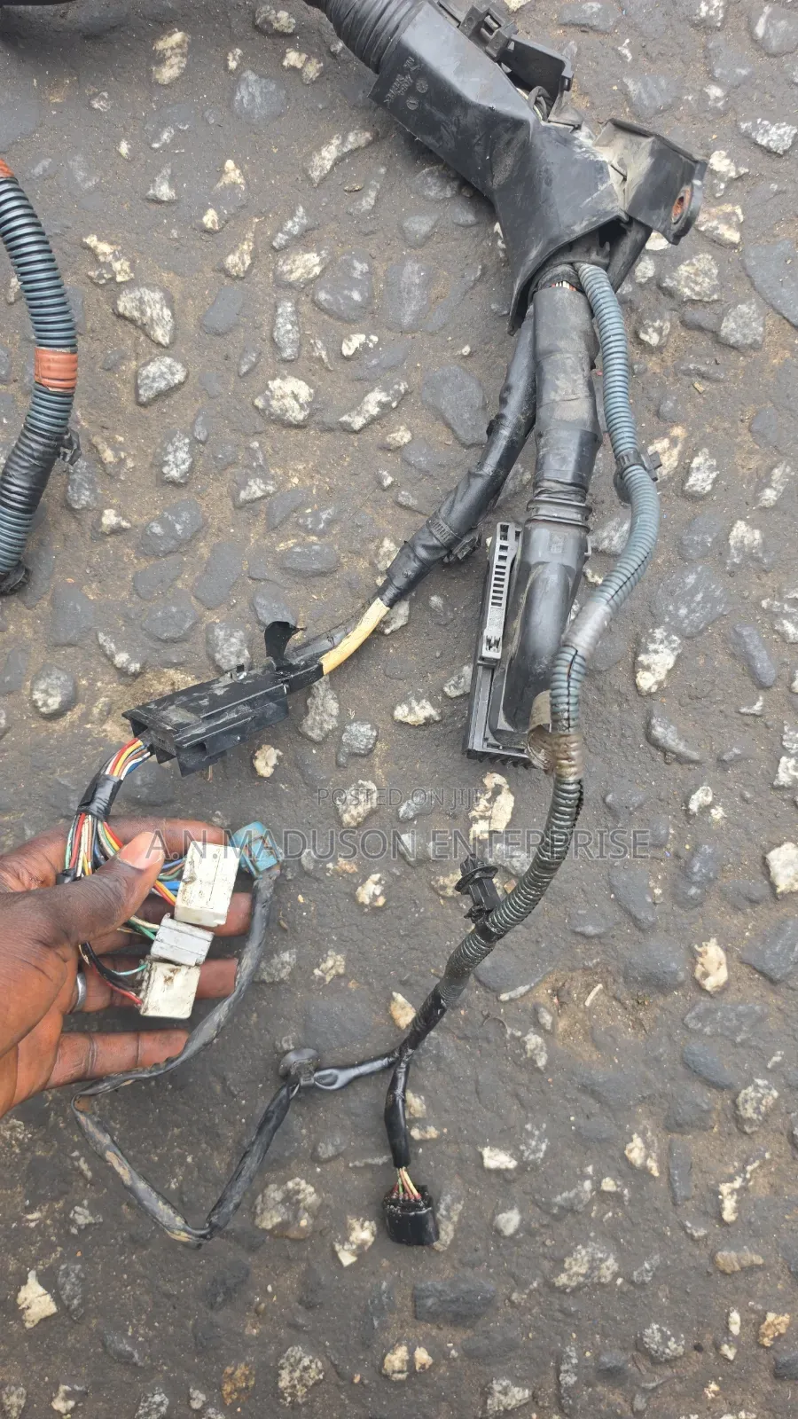 2008 RAV 4 ENGINE WIRE 10pin