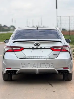 Toyota Camry XSE 2021 Silver