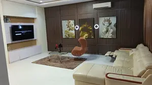 Furnished 5bdrm Apartment in Osapa london for rent
