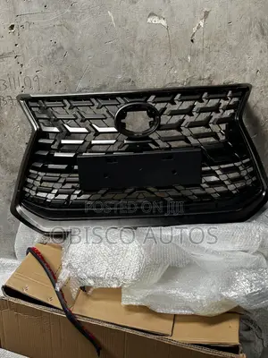 Lexus LX570 Front Grille