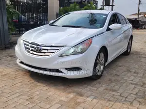 Hyundai Sonata 2013 White
