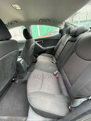 Hyundai Elantra 2010 Brown