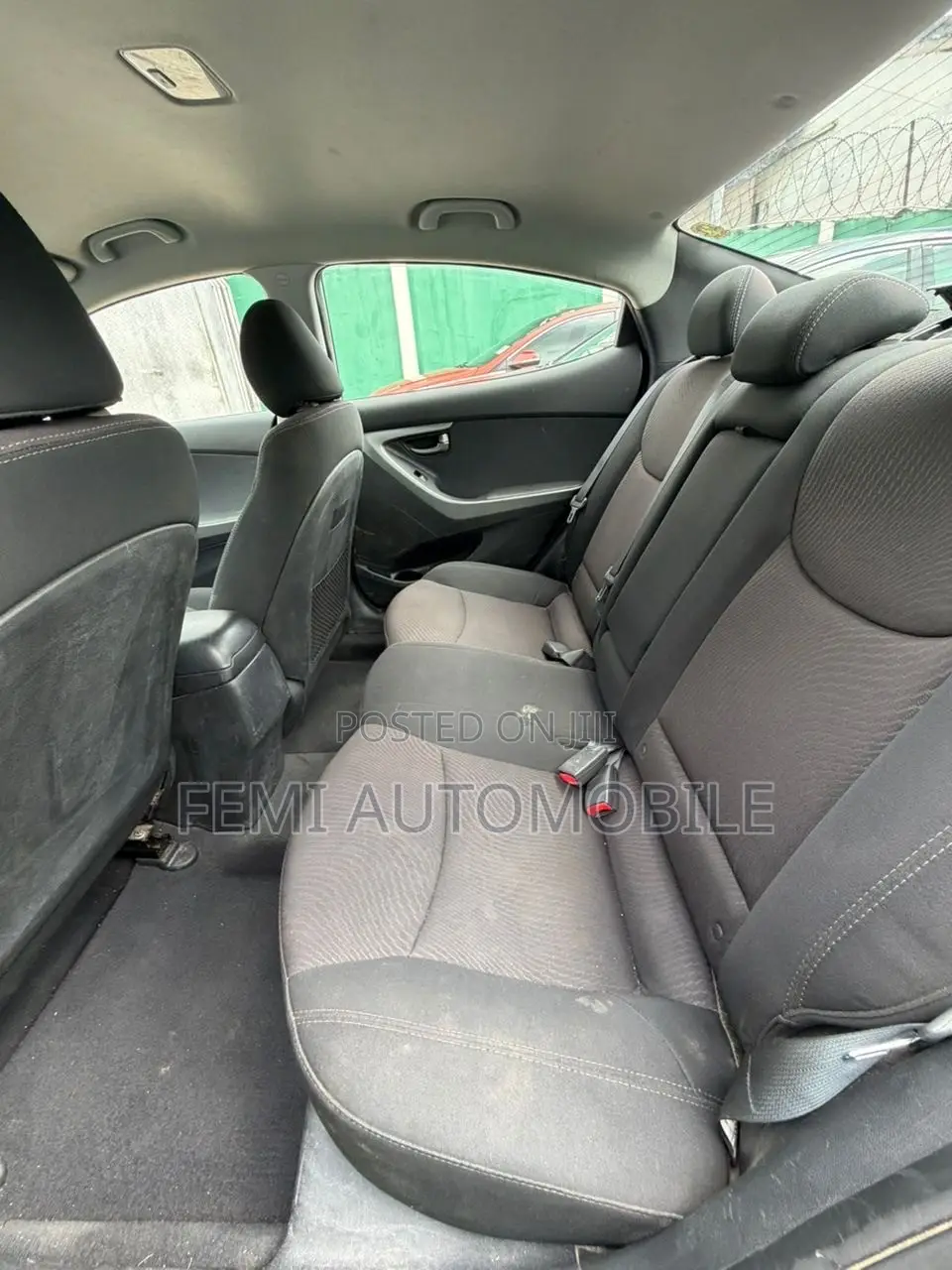 Hyundai Elantra 2010 Brown