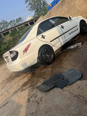 Toyota Camry LE 4dr Sedan (2.4L 4cyl 5M) 2003 White