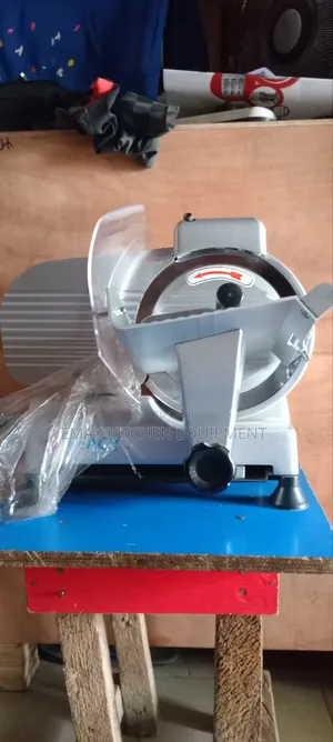 Meat Slicer Size 8