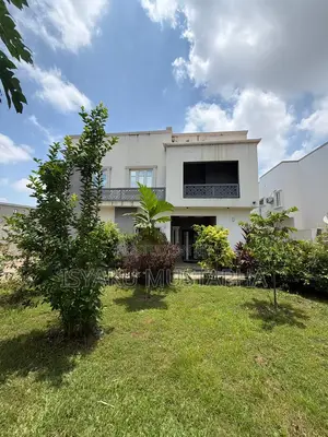 4bdrm Duplex in Life Camp for sale