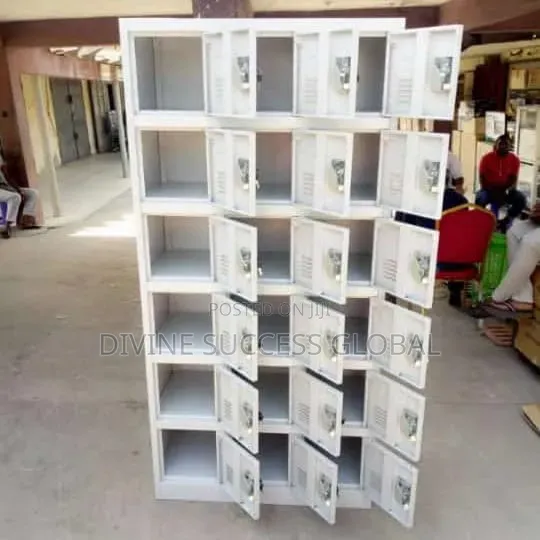 Quality Imported Locker by 18
