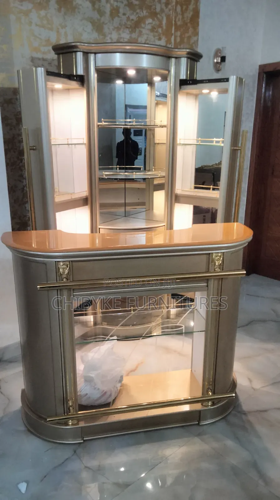 Adjustable Wine Bar