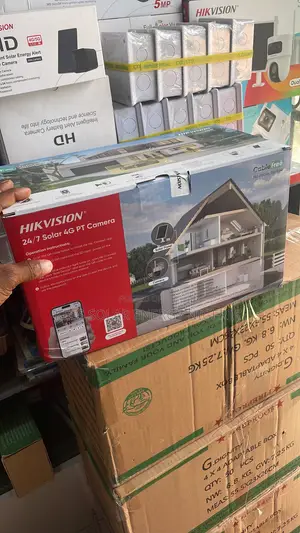 🔒 Hikvision SP4 Solar CCTV Camera
