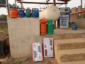 Complete 1.3 Tons LPG Tank With Dispenser
