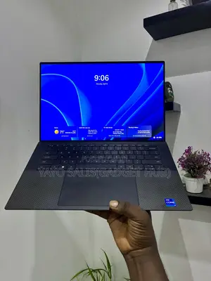 Laptop Dell Precision 5570 24GB Intel Core i7 SSD 1T
