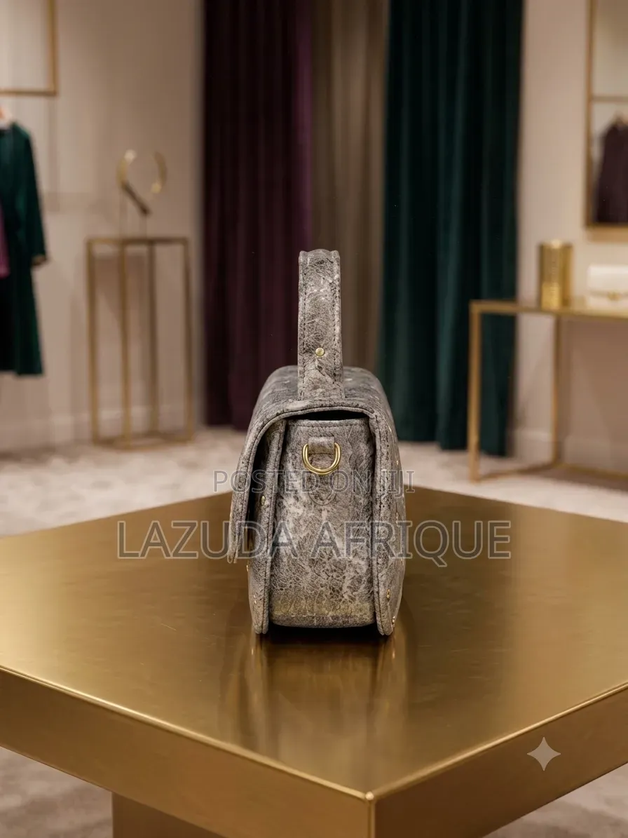 Simi Velvet Bag