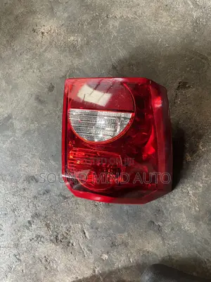 Rearlight Dodge Caliber 2008