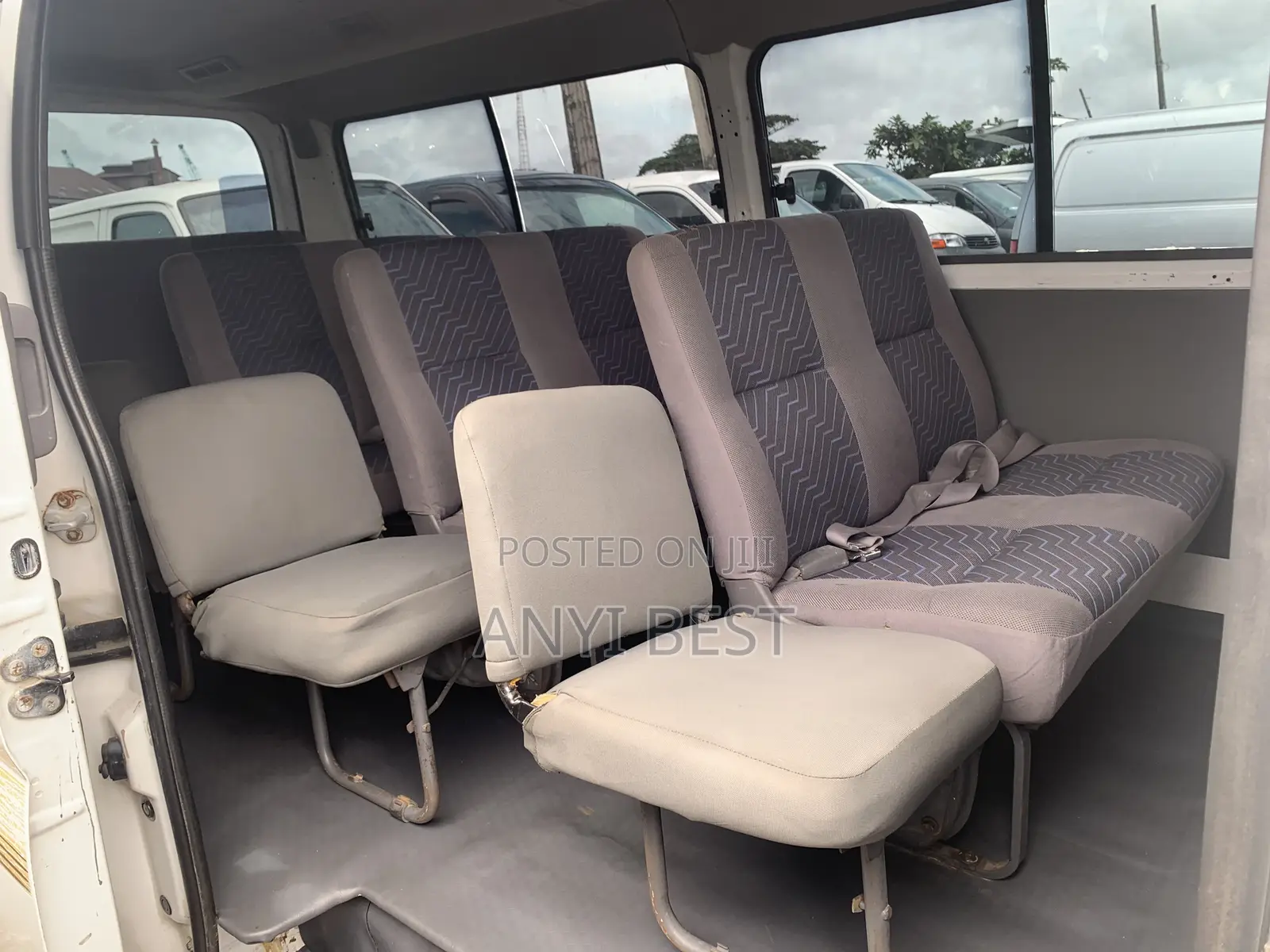 Nissan Caravan (Urvan) 2002 White