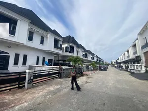 2bdrm Duplex in Chevron Lekki Lagos for sale
