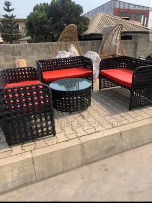 Quality Outdoors Furnitures