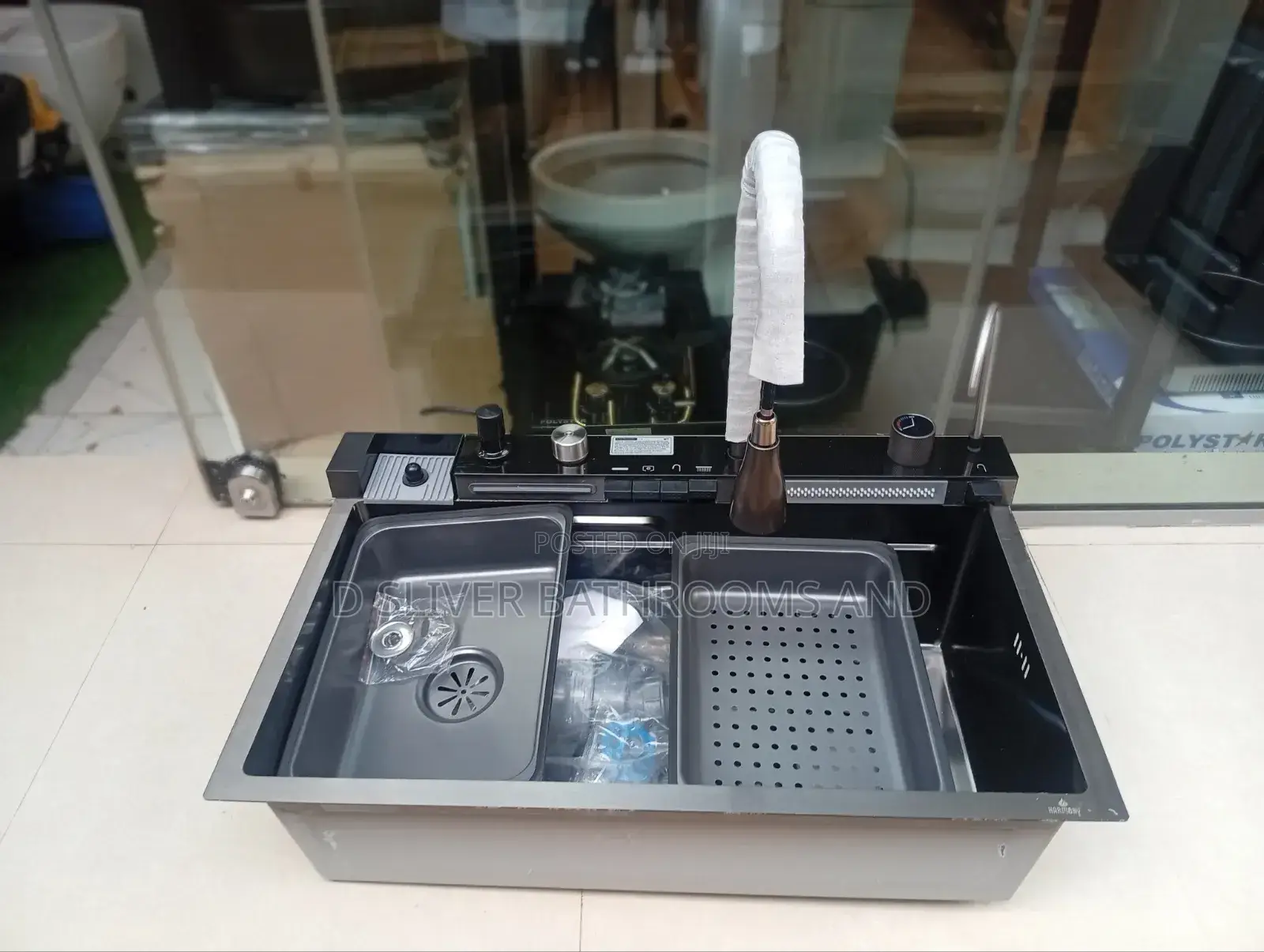 Multifunctional Waterfall Kitchen Sink, Piano Four-Button