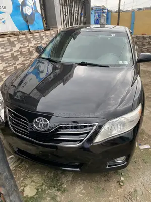 Toyota Camry XLE V6 4dr Sedan (3.5L 6cyl 6AM) 2010 Black