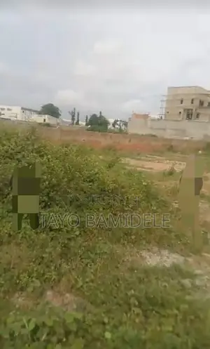 A Land in a Strategic Location Beside the Main Road