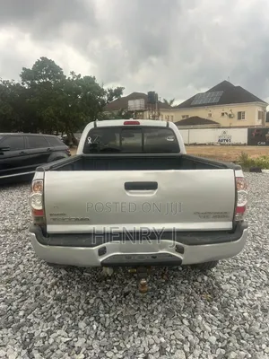 Toyota Tacoma 2010 Silver