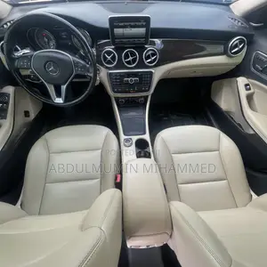 Mercedes-Benz GLA 250 2015 White