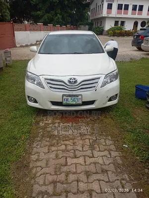 Toyota Camry 2011 White