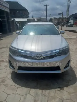 Toyota Camry LE 4dr Sedan (2.5L 4cyl 6A) 2014 Silver