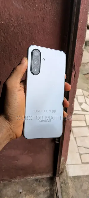Samsung Galaxy A17 128 GB Silver