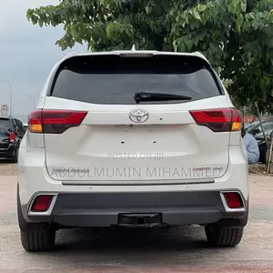 Toyota Highlander Limited 4x4 V6 (3.5L 6cyl 8A) 2017 White