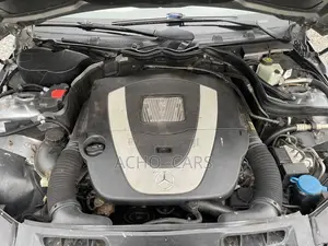 Mercedes-Benz C350 2010 Gray
