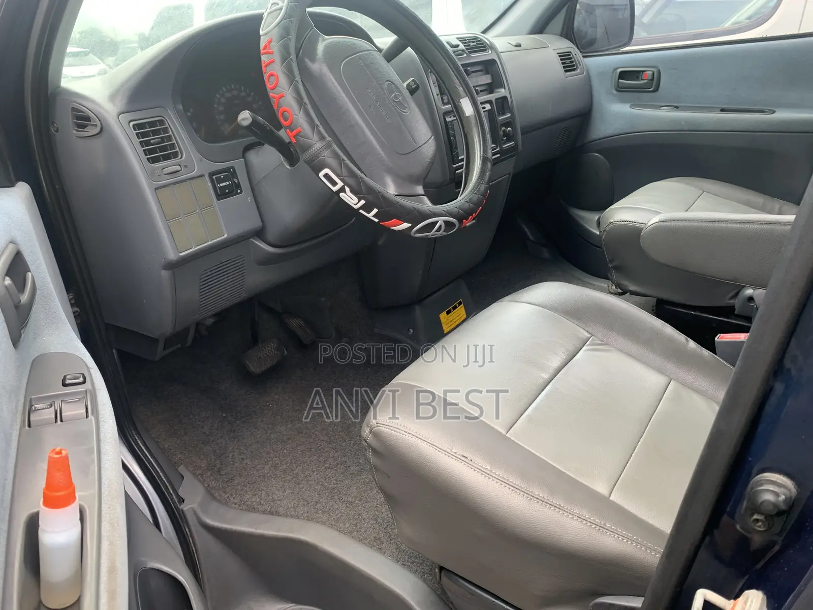 Toyota HiAce 2006 Blue