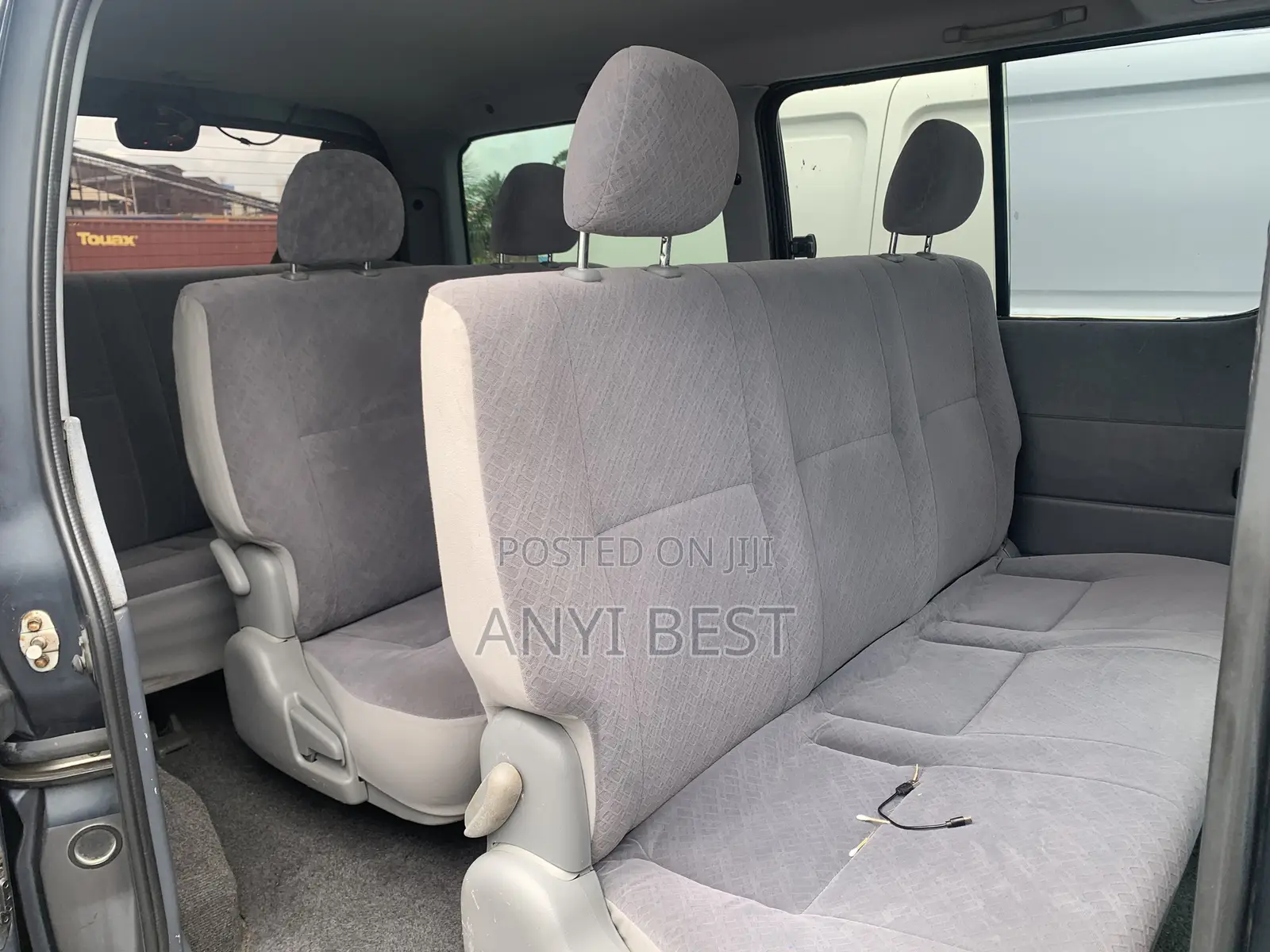 Toyota HiAce 2006 Blue