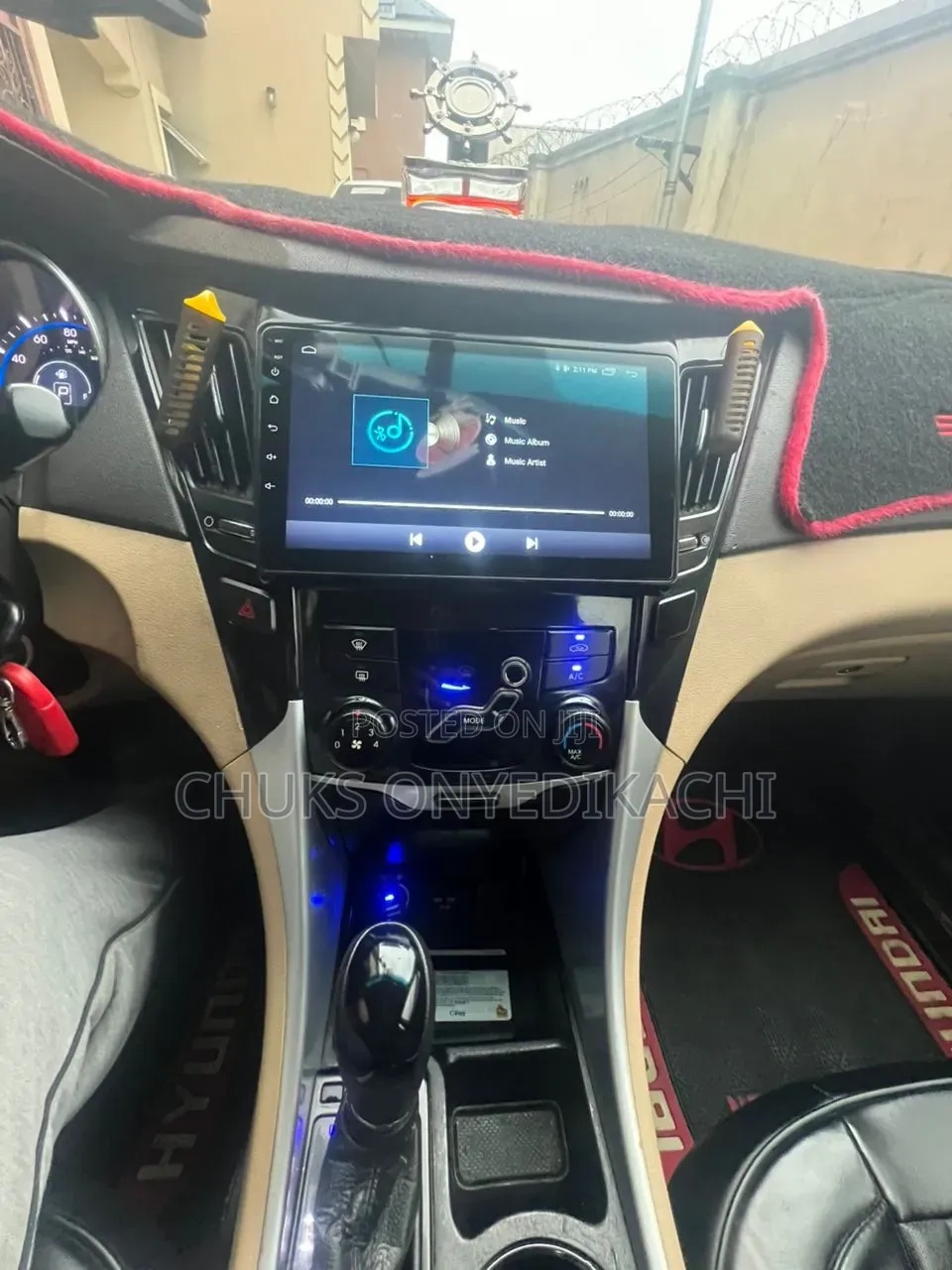 Hyundai County 2013 Red