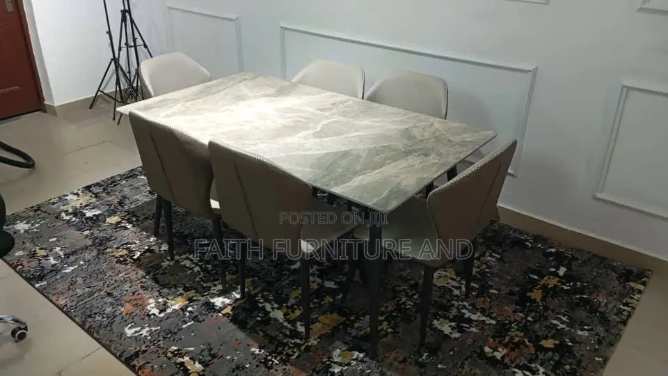 Luxurious Marble Set by 6