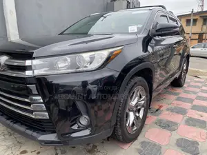 Toyota Highlander Limited Platinum 4x4 V6 (3.5L 6cyl 8A) 2017 Black