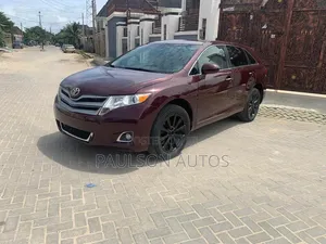 Toyota Venza XLE 2009 Red