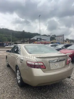 Toyota Camry LE 4dr Sedan (2.4L 4cyl 5A) 2008 Gold