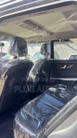 Mercedes-Benz GLK-Class 350 2012 Gray