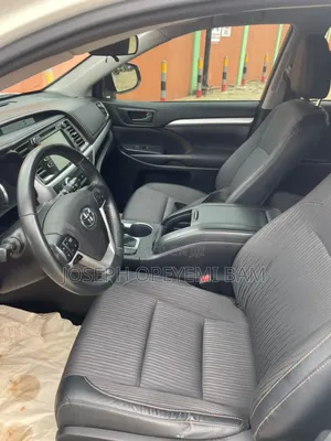 Toyota Highlander 2017 Off white