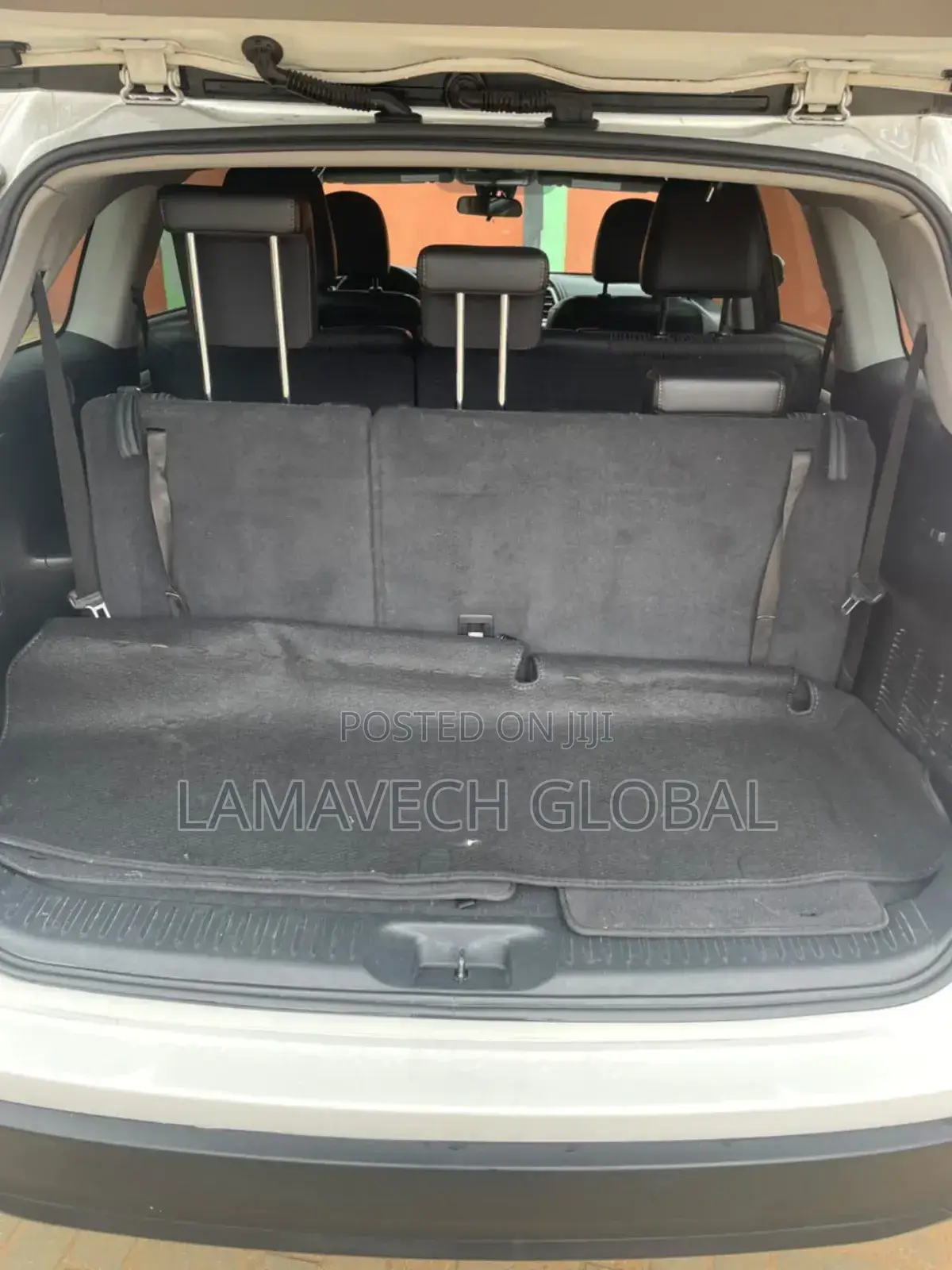 Toyota Highlander LE Plus 4x4 V6 (3.5L 6cyl 8A) 2017 Off white