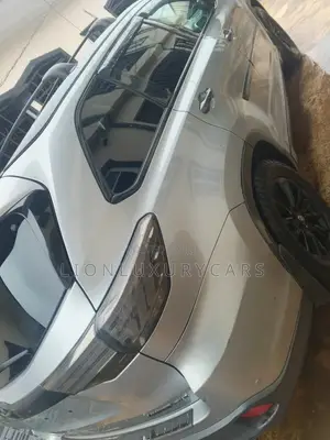 Toyota Highlander 2019 Silver