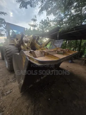 Payloader/ D8k for Hire