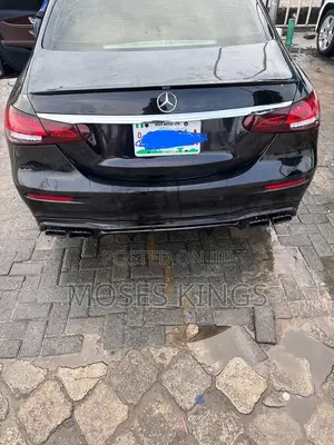 Mercedes-Benz E300 2018 Black