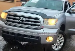 Toyota Tundra CrewMax 4x4 5.7L V8 FFV* 2013 Silver