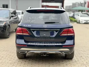 Mercedes-Benz GLE-Class GLE 350 2018 Blue