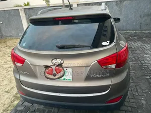 Hyundai Tucson GLS FWD 2011 Brown