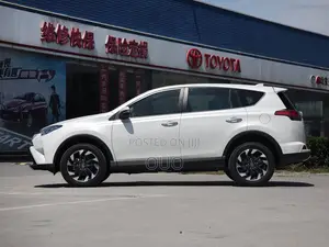 Toyota RAV4 2018 White