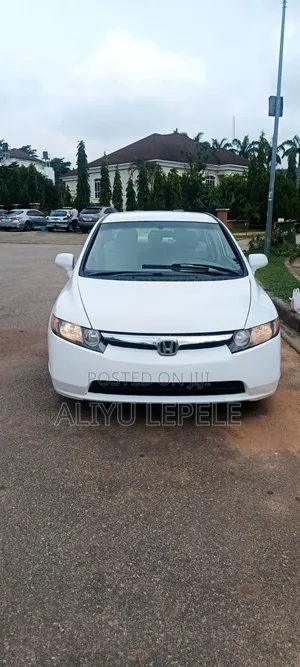 Honda Civic 1.8 5 Door 2011 White